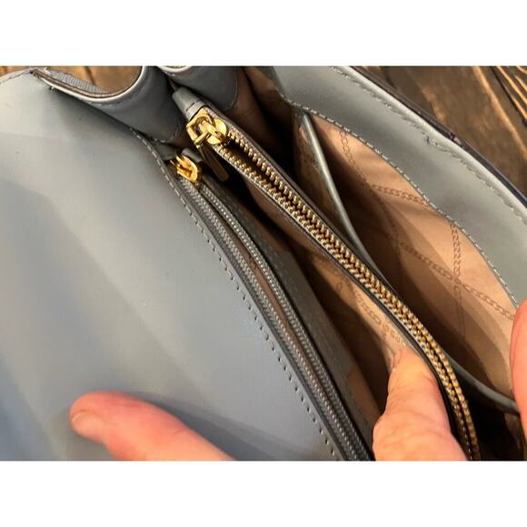 Michael Kors Whitney Blue Leather Two Tone Crossbody Purse Leather Gold Chain - Picture 12 of 15